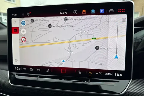  Volkswagen Golf 2.0 TSI GTI DSG Euro 6 (s/s) 5dr Thumbnail #17