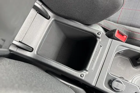  Volkswagen Golf 2.0 TSI GTI DSG Euro 6 (s/s) 5dr Thumbnail #41