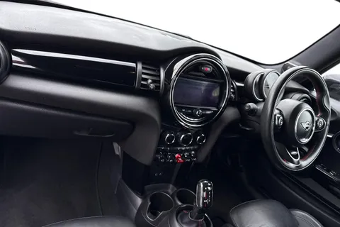 LM69ZTB Mini Hatch 2.0 John Cooper Works Steptronic Euro 6 (s/s) 3dr Thumbnail #16