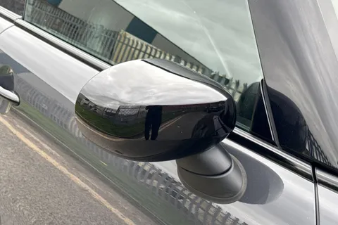 LM69ZTB Mini Hatch 2.0 John Cooper Works Steptronic Euro 6 (s/s) 3dr Thumbnail #33