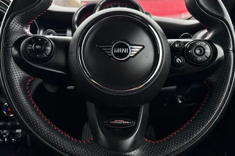 LM69ZTB Mini Hatch 2.0 John Cooper Works Steptronic Euro 6 (s/s) 3dr Thumbnail #36