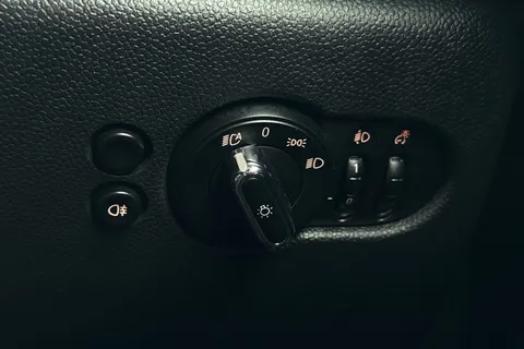 LM69ZTB Mini Hatch 2.0 John Cooper Works Steptronic Euro 6 (s/s) 3dr Thumbnail #38