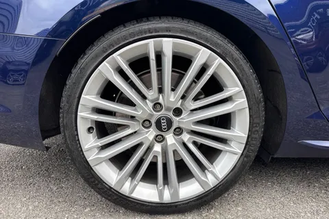 DE68EWW Audi S4 3.0 TFSI V6 Tiptronic quattro Euro 6 (s/s) 4dr Thumbnail #8