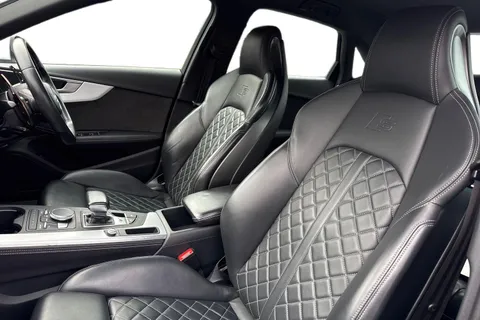 DE68EWW Audi S4 3.0 TFSI V6 Tiptronic quattro Euro 6 (s/s) 4dr Thumbnail #12