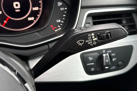 DE68EWW Audi S4 3.0 TFSI V6 Tiptronic quattro Euro 6 (s/s) 4dr Thumbnail #42