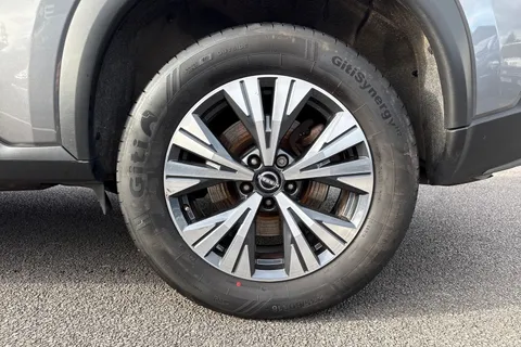 DV24UAT Nissan X-Trail 1.5 h e-POWER Acenta Premium Auto Euro 6 (s/s) 5dr Thumbnail #8