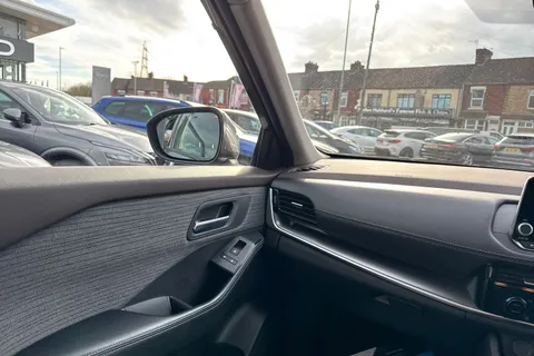 DV24UAT Nissan X-Trail 1.5 h e-POWER Acenta Premium Auto Euro 6 (s/s) 5dr Thumbnail #16