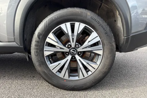 DV24UAT Nissan X-Trail 1.5 h e-POWER Acenta Premium Auto Euro 6 (s/s) 5dr Thumbnail #24