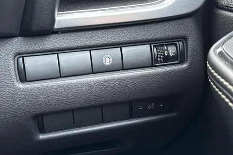 DV24UAT Nissan X-Trail 1.5 h e-POWER Acenta Premium Auto Euro 6 (s/s) 5dr Thumbnail #38