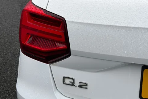 MT70NUU Audi Q2 1.5 TFSI CoD 35 S line S Tronic Euro 6 (s/s) 5dr Thumbnail #33