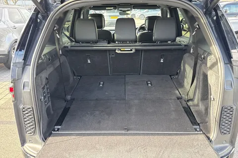 KT74TKC Land Rover Discovery 3.0 D350 Dynamic HSE 5dr Thumbnail #12