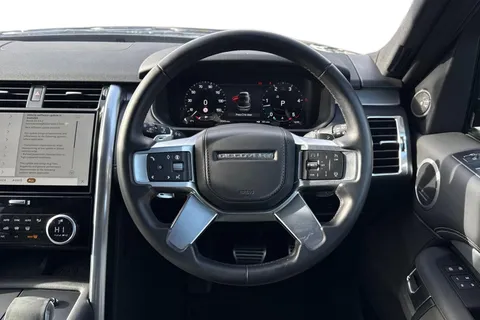 KT74TKC Land Rover Discovery 3.0 D350 Dynamic HSE 5dr Thumbnail #17