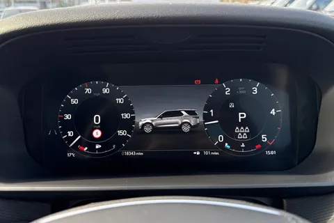 KT74TKC Land Rover Discovery 3.0 D350 Dynamic HSE 5dr Thumbnail #18