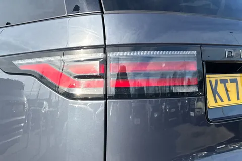 KT74TKC Land Rover Discovery 3.0 D350 Dynamic HSE 5dr Thumbnail #21