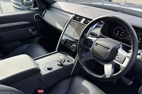 KT74TKC Land Rover Discovery 3.0 D350 Dynamic HSE 5dr Thumbnail #33