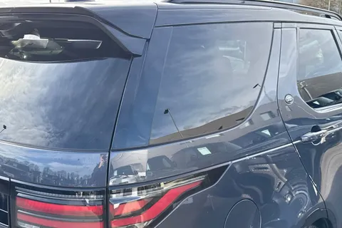 KT74TKC Land Rover Discovery 3.0 D350 Dynamic HSE 5dr Thumbnail #37