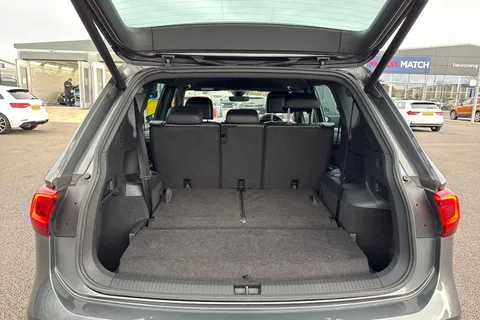 PG19GJX SEAT Tarraco 2.0 TDI XCELLENCE Lux Euro 6 (s/s) 5dr Thumbnail #8
