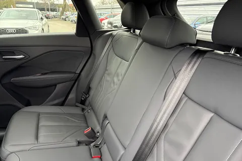  Audi Q3 1.5 TFSI S line S Tronic Euro 6 (s/s) 5dr Thumbnail #19