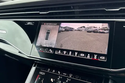 AF24RHV Audi SQ8 SUV  Black Edition TFSI  507 PS tiptronic Thumbnail #35