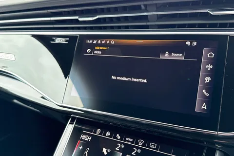 AF24RHV Audi SQ8 SUV  Black Edition TFSI  507 PS tiptronic Thumbnail #41