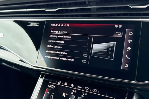 AF24RHV Audi SQ8 SUV  Black Edition TFSI  507 PS tiptronic Thumbnail #51