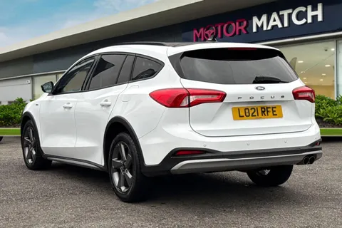 LO21RFE Ford Focus 1.5 EcoBlue Active Auto Euro 6 (s/s) 5dr Thumbnail #3