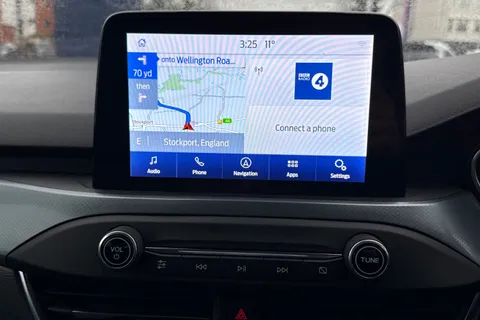 LO21RFE Ford Focus 1.5 EcoBlue Active Auto Euro 6 (s/s) 5dr Thumbnail #13