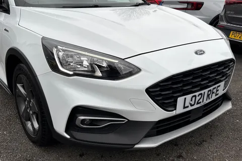 LO21RFE Ford Focus 1.5 EcoBlue Active Auto Euro 6 (s/s) 5dr Thumbnail #18