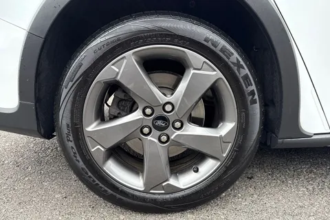 LO21RFE Ford Focus 1.5 EcoBlue Active Auto Euro 6 (s/s) 5dr Thumbnail #25