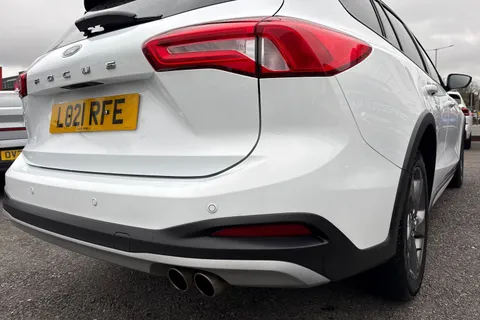 LO21RFE Ford Focus 1.5 EcoBlue Active Auto Euro 6 (s/s) 5dr Thumbnail #32