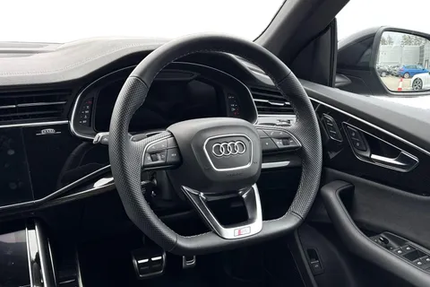 PN75GVR Audi Q8 SUV  Black Edition 50 TDI quattro 286 PS tiptronic Thumbnail #17