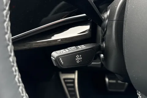 PN75GVR Audi Q8 SUV  Black Edition 50 TDI quattro 286 PS tiptronic Thumbnail #36