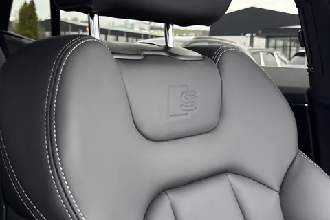 PN75GVR Audi Q8 SUV  Black Edition 50 TDI quattro 286 PS tiptronic Thumbnail #39