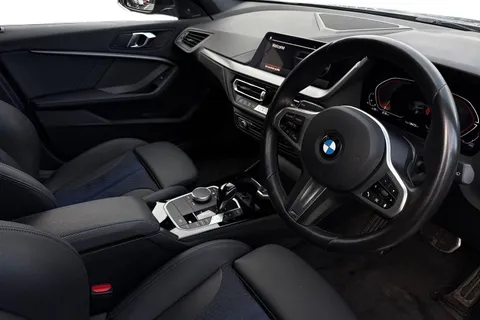 DN73EUR BMW 1 Series 1.5 118i M Sport (LCP) DCT Euro 6 (s/s) 5dr Thumbnail #8