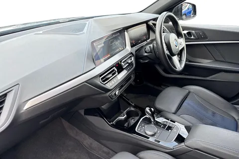 DN73EUR BMW 1 Series 1.5 118i M Sport (LCP) DCT Euro 6 (s/s) 5dr Thumbnail #9