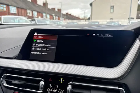 DN73EUR BMW 1 Series 1.5 118i M Sport (LCP) DCT Euro 6 (s/s) 5dr Thumbnail #30