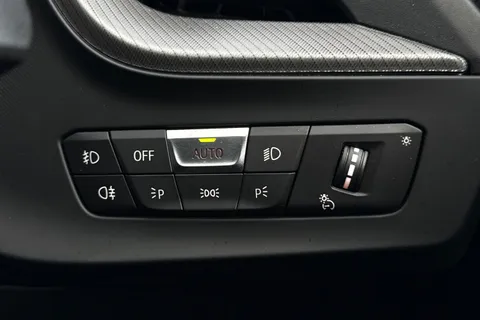 DN73EUR BMW 1 Series 1.5 118i M Sport (LCP) DCT Euro 6 (s/s) 5dr Thumbnail #41