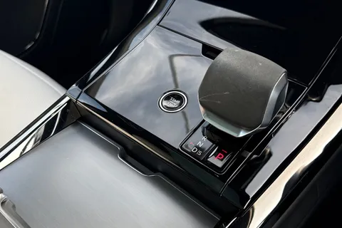 KS74XSZ Land Rover Range Rover Sport 3.0 D300 Dynamic SE 5dr Thumbnail #14