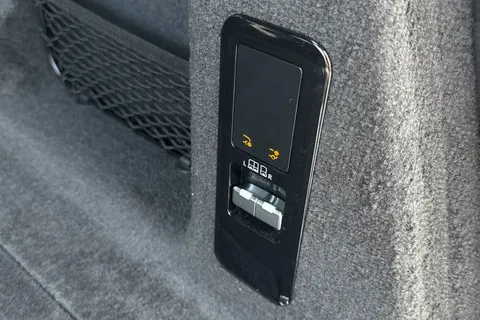 KS74XSZ Land Rover Range Rover Sport 3.0 D300 Dynamic SE 5dr Thumbnail #36