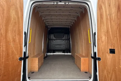 GK74CPF Volkswagen Crafter 2.0 TDI 140PS Commerce Plus High Roof Van Thumbnail #10