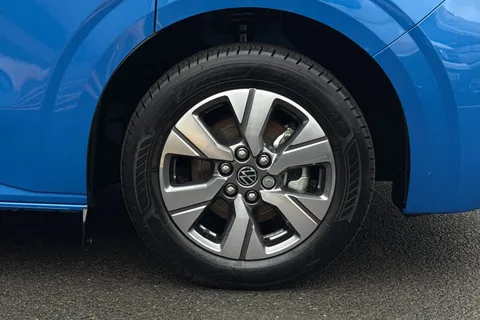 KR75EUV Volkswagen E-Transporter 160kW 65kWh Commerce Pro Kombi Van Auto Thumbnail #13