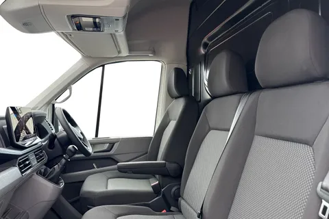 GK74CPF Volkswagen Crafter 2.0 TDI 140PS Commerce Plus High Roof Van Thumbnail #11