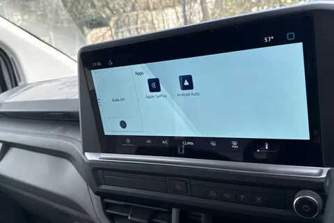 MF75FCE Volkswagen Transporter 2.0 TDI 110 Commerce Plus Van Thumbnail #12