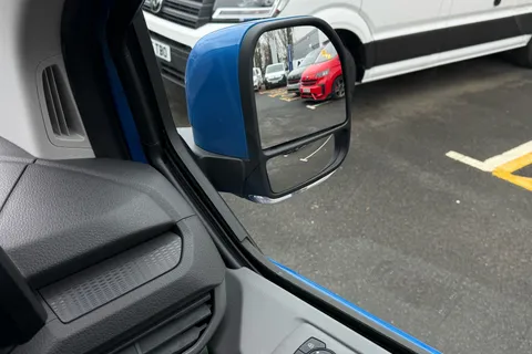 KR75EUV Volkswagen E-Transporter 160kW 65kWh Commerce Pro Kombi Van Auto Thumbnail #22