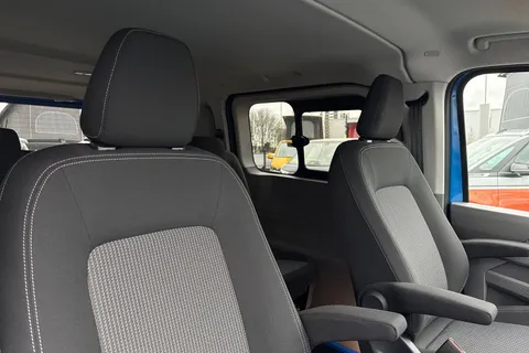 KR75EUV Volkswagen E-Transporter 160kW 65kWh Commerce Pro Kombi Van Auto Thumbnail #25