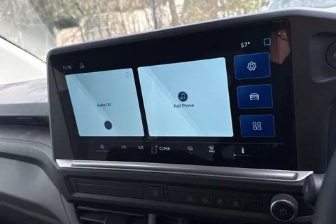 MF75FCE Volkswagen Transporter 2.0 TDI 110 Commerce Plus Van Thumbnail #36