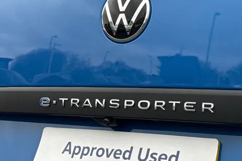 KR75EUV Volkswagen E-Transporter 160kW 65kWh Commerce Pro Kombi Van Auto Thumbnail #38