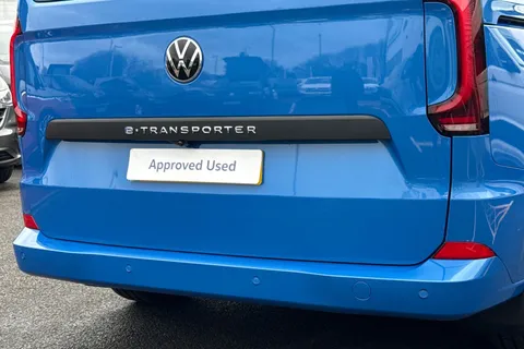 KR75EUV Volkswagen E-Transporter 160kW 65kWh Commerce Pro Kombi Van Auto Thumbnail #40