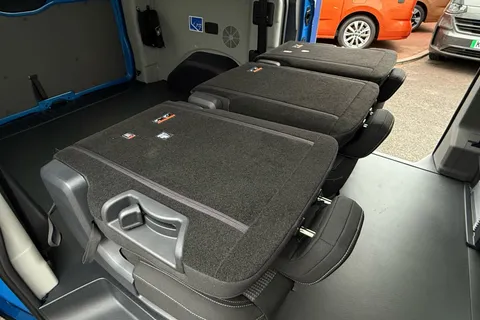 KR75EUV Volkswagen E-Transporter 160kW 65kWh Commerce Pro Kombi Van Auto Thumbnail #49