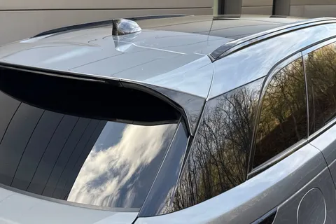 KW73RVA Land Rover Range Rover Velar 2.0 D200 Dynamic HSE 5dr Thumbnail #37